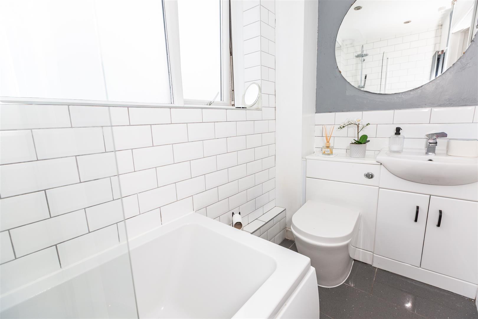 Vivian Street, Swansea, SA1 2LW